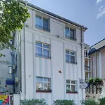 Πανσιόν Boutique 4*