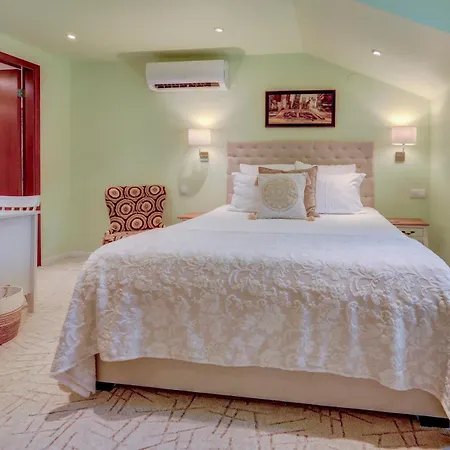 Pensión Boutique 4*