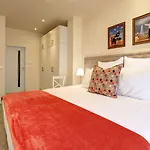 Boutique 4*