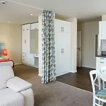 Boutique Πανσιόν 4*