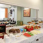 Boutique Πανσιόν 4*