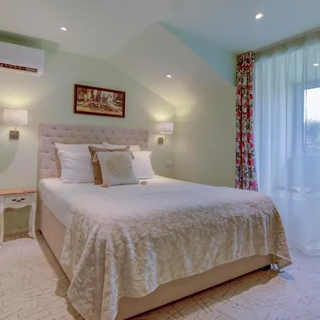 Boutique Pensionat Varna