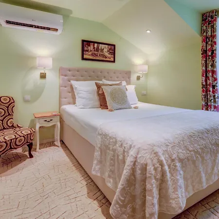 Boutique 4* Варна