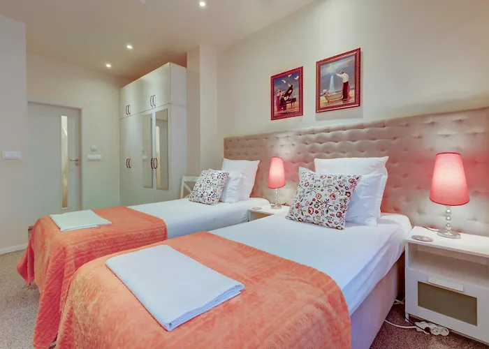 Boutique 招待所 瓦爾納